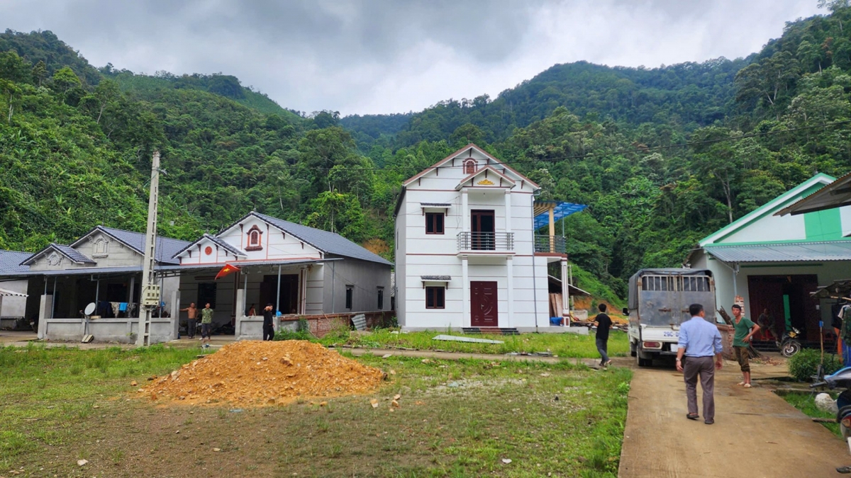 The new Nam Dang resettlement area has been in use since 2023, with three residential zones and 46 plots of land. (Photo: Duy Thai/VOV)