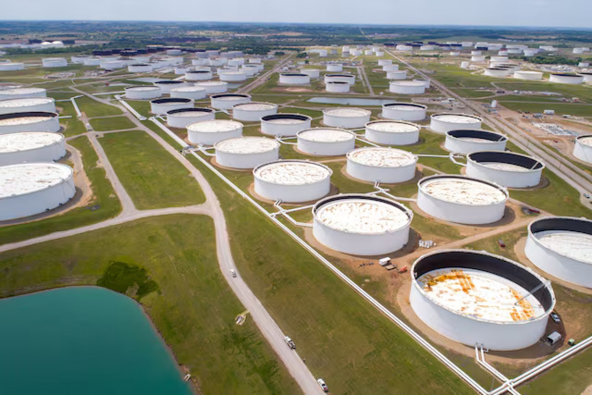 Crude oil storage tanks are seen in an aerial photograph at the Cushing oil hub in Cushing, Oklahoma, US, on April 21, 2020. (Photo: REUTERS)