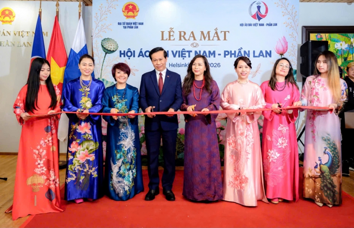Cắt băng khai mạc buổi lễ. Ảnh: BTC