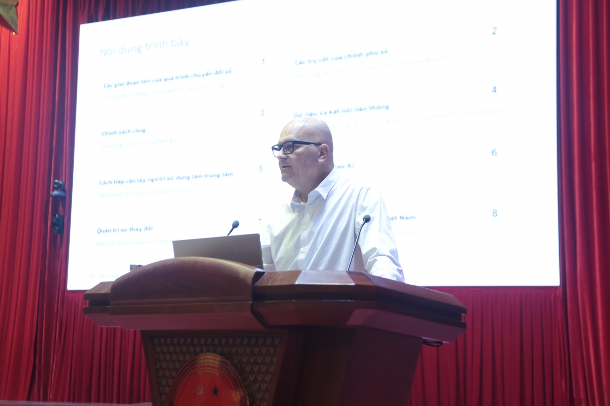 Hervé Le Bars, chef de l’équipe d’experts du projet de coopération franco-vietnamien sur l’e-gouvernement. Photo: Ambassade de France au Vietnam