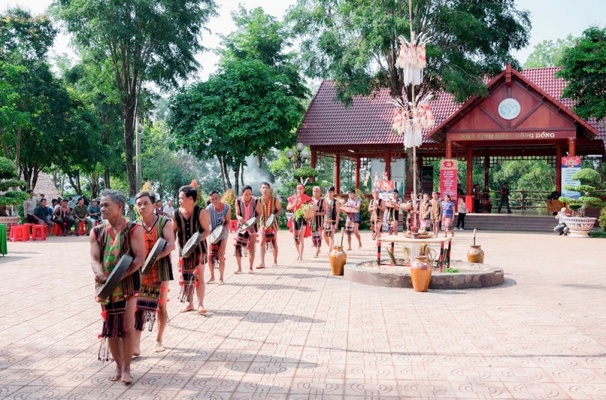 Festiva perayaan padi baru