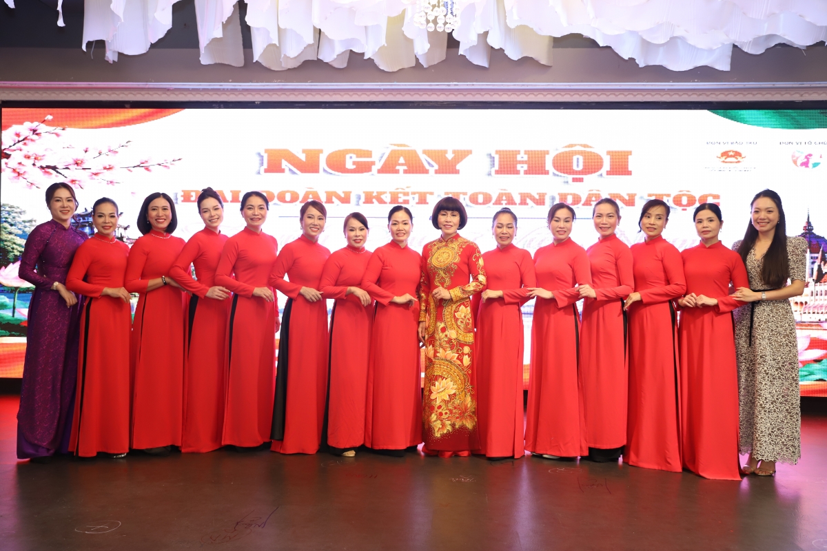 Mỗi thành viên trong cộng đồng đều nỗ lực tham gia vào ngày hội chung.