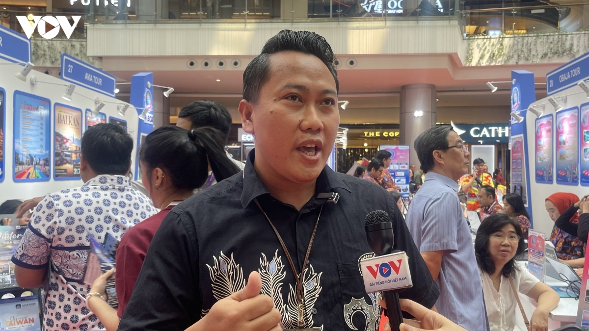 Ramanda Raka Aditya, Direktur Marketing dari Agen Perjalanan AviaTour. Foto: VOV