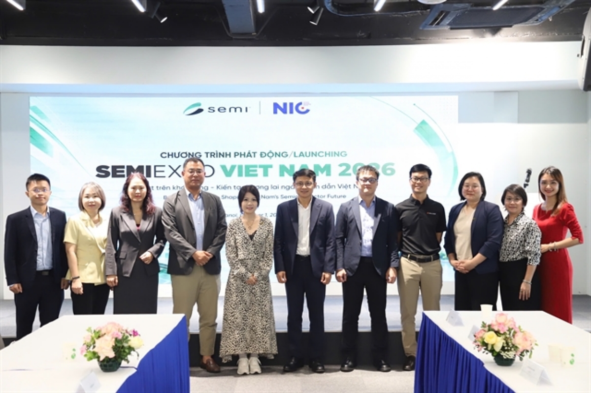 Delegates at the launch of Vietnam International Semiconductor Industry Exhibition 2026. (Photo: NIC)