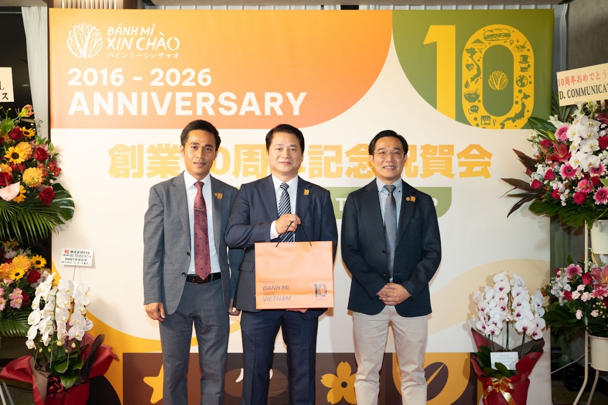 Bùi Thanh Tâm, Bùi Thanh Duy và Tham tán thương mại Tạ Đức Minh