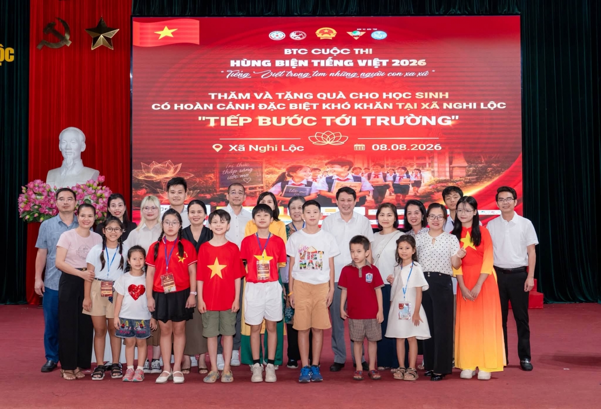 Chuyến hành trình "Về nguồn" trong khuôn khổ Cuộc thi Hùng biện tiếng Việt 2026.