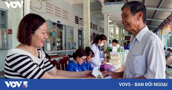 Vinh Long bietet kostenlose Gesundheitschecks für verdiente Bürger und ...