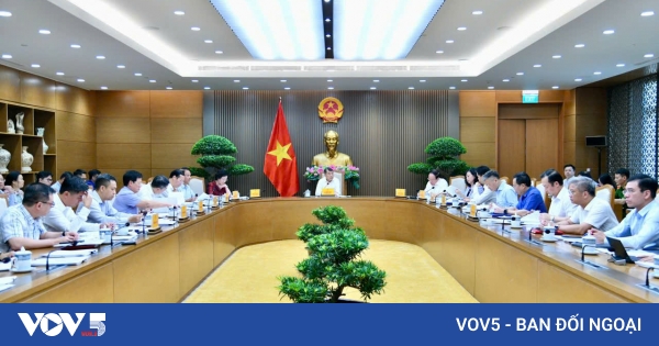 黎明兴：不让医疗机构缺乏设备，不让民众缺少药品
