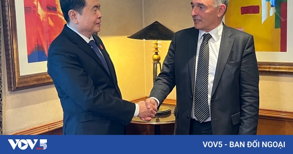 NA Vice Chairman visits Spain’s Barcelona