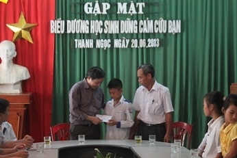 học sinh, cứu 5 bạn, đuối nước, THCS, Nghệ An