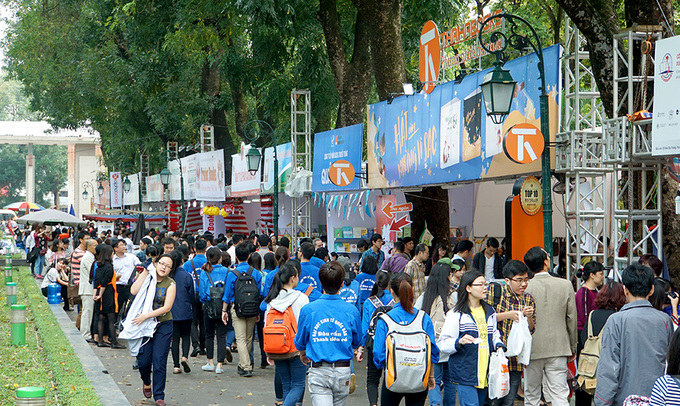 ວັນບຸນປຶ້ມ-ວັນບຸນຂອງວັດທະນະທຳການອ່ານ