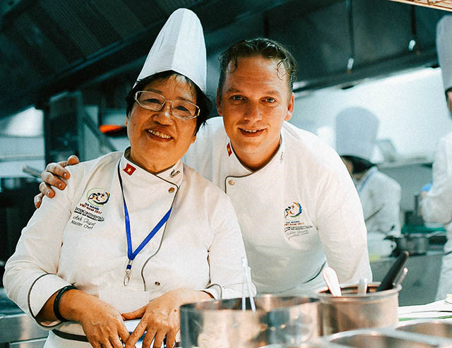 ນັກສິລະປະການດີເດັ່ນ ຟ້າມທິແອ໊ງຕວຽດ- ພົນລະເມືອງດີເດັ່ນຂອງນະຄອນຫລວງ    ຮ່າໂນ້ຍ