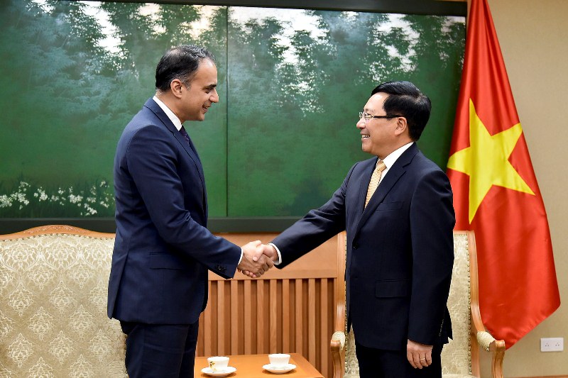 ທ່ານຮອງນາຍົກລັດຖະມົນຕີ, ລັດຖະມົນຕີການຕ່າງປະເທດຟ້າມບິ່ງມິງໃຫ້ການຕ້ອນຮັບທ່ານຮອງປະທານທະນາຄານພັດທະນາອາຊີ