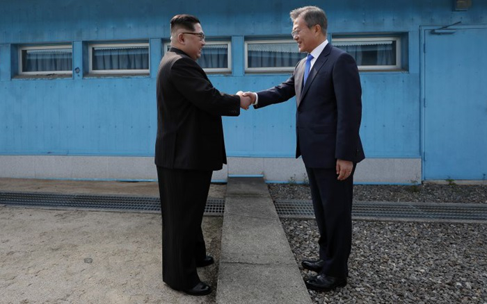 ອາ​ຊຽນ ​ໄດ້​ຮຽກ​ຮ້ອງໃຫ້​ຮັກ​ສາ​ການ​ເຈ​ລະ​ຈາ ເພື່ອ​ສັນ​ຕິ​ພາບ​ໃນ​ແຫຼມ​ເກົາຫຼ​ີ