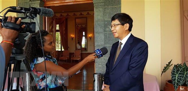 ຫວ​ຽດ​ນາມ ຮ່ວມ​ມື​ກັບ​ບັນ​ດາ​ປະ​ເທດ​ເພື່ອ​ແກ້​ໄຂ​​ຂໍ້​ຂັດ​ແຍ່ງ​ຢູ່ທະ​ເລ​ຕາ​ເວັນ​ອອກ​ໂດຍ​ສັນ​ຕິ​ວິ​ທີ