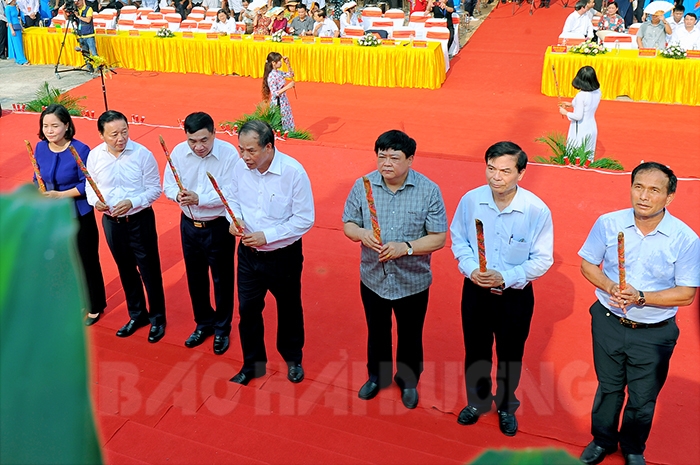 ຈັດພິທີລະນຶກວັນເຖິງແກ່ມໍລະນະກຳຂອງນັກຮົບວິລະຊົນແຫ່ງຊາດ ເຈີນກ໋ວກຕ້ວນ ແລະ ງານບຸນ ກົນເຊີນ-ກຽບບາກປີ 2019