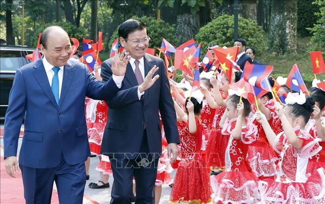 ທ່ານນາຍົກລັດຖະມົນຕີຫງວຽນຊວນຟຸກ:ຫນ້າປະຫວັດສາດໃຫມ່ໃນການຮ່ວມມືຫວຽດນາມ-ລາວ