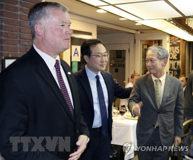 ສ​.ເກົາຫຼີ ແລະ ອາ​ເມ​ລິກ​າ ​ຊອກ​ຫາ​ວິ​ທີ​ການ​ຮັກ​ສາ​ກຳ​ລັງ​ໜູນ​ໃນ​ການເຈ​ລະ​ຈາ​ກັບ ສ​ປ​ປ.ເກົາຫຼີ