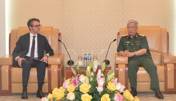 ຫວຽ​ດ​ນາມ ຖ​ື​ເປັນ​ສຳ​ຄັນ​ການ​ພົວ​ພັນ​ດ້ານ​ປ້ອງ​ກັນ​ຊາດ ກັບ EU ແລະ ໄທ​