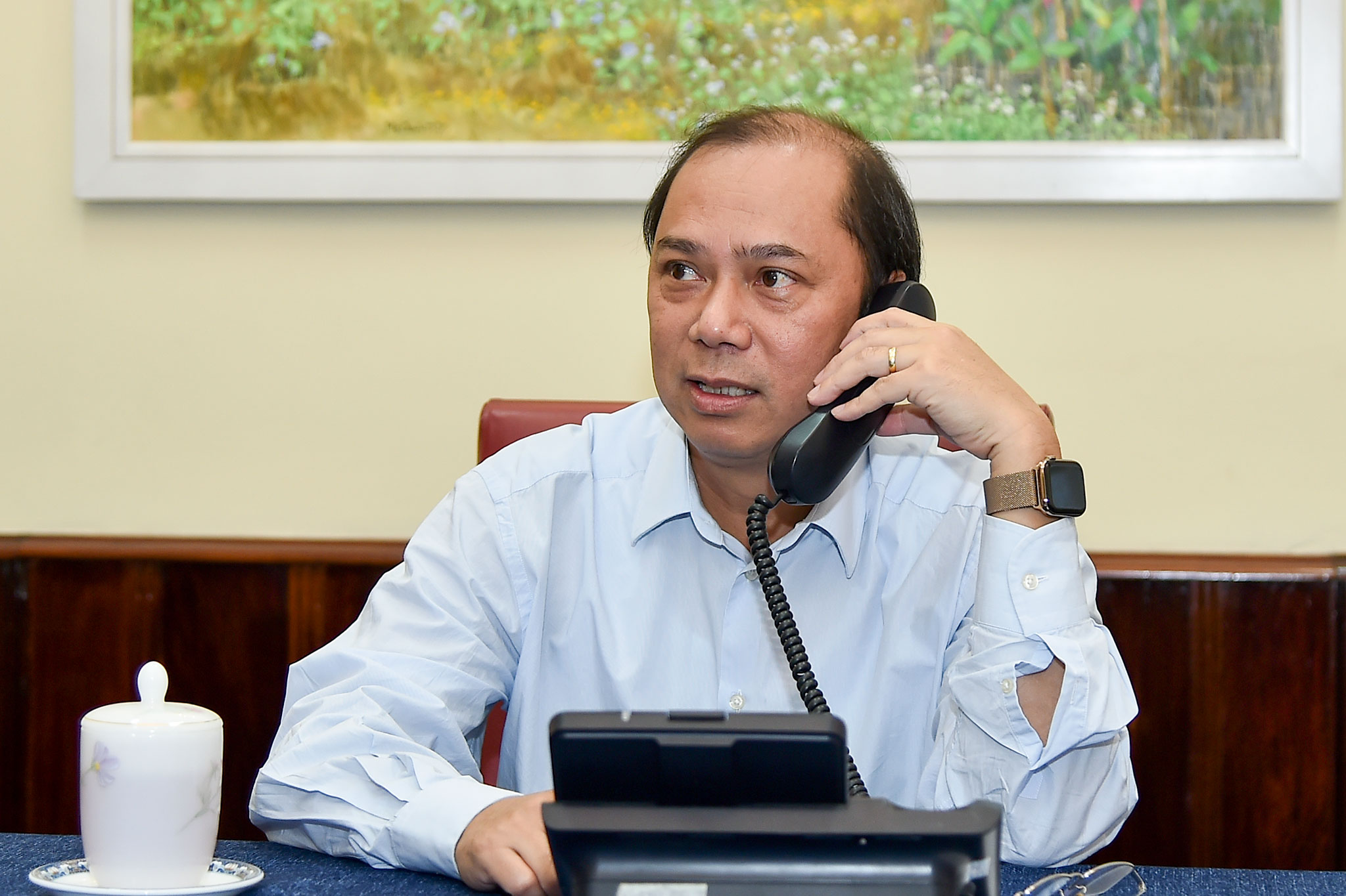 ການໂອ້ລົມທາງໂທລະສັບລະຫວ່າງທ່ານຮອງລັດຖະມົນຕີກະຊວງການຕ່າງປະເທດຫວຽດນາມຫງວຽນກວ໊ກຢຸງແລະລັດຖະມົນຕີຮັບຜິດຊອບການຕ່າງປະເທດອັງກິດ Heather Wheeler