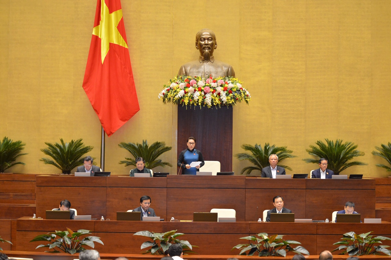 ການ​ຊັກ​ຖາມ​ຢູ່​ສະ​ພາ​ແຫ່ງ​ຊາດ​ນັບ​ມື້​ນັບ​ແທດ​ຈິງ ແລະ ບັນ​ລຸ​ປະ​ສິດ​ທິ​ຜົນ