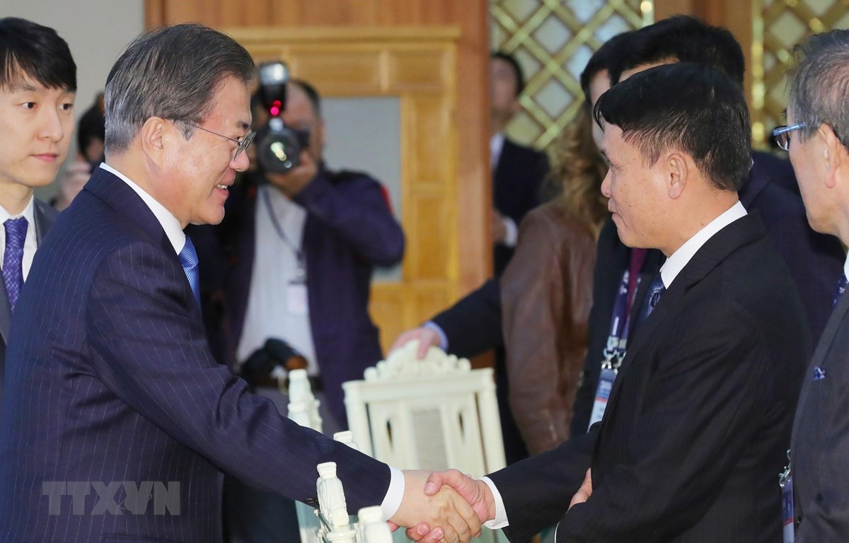 ທ່ານປະທານາທິບໍດີ ສ.ເກົາຫຼີ ຍ້ອງຍໍຊົມເຊີຍ ການພົວພັນ ຫວຽດນາມ - ສ.ເກົາຫຼີ