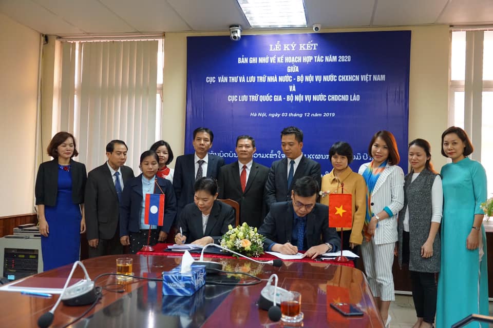 ຫວຽດ​ນາມ - ລາວ ​ລົງ​ນາມ​ບົດ​ບັນ​ທຶກ​ຊ່ວຍ​ຈຳ​ຮ່ວມ​ມືໃນ​ຂົງ​ເຂດ​ສ​ຳ​ເນົາ​ເອ​ກະ​ສານ