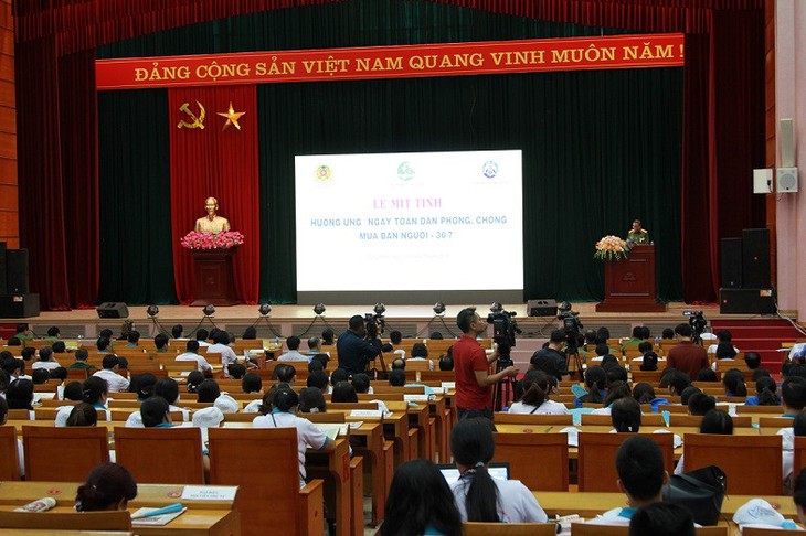 ງານ​​ໂຮມ​ຊຸມນຸມ​ມິດ​ຕິງ ສະໜອງວັນ​ທົ່ວ​ປວງ​ຊົນ​ທັງ​ຊາດ​ປ້ອງ​ກັນ, ຕ້ານ​ການ​ຄ້າ​ມະນຸດ​ປີ 2019