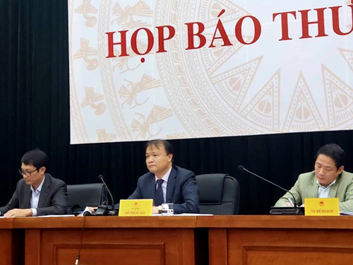 ວົງ​ເງິນ​ການ​ຄ້າ​ສົ່ງ​ອອກ - ນຳ​ເຂົ້າ​ຂອງ ຫວຽດ​ນາມ​ຈະ​​ລື່ນກາຍຄາດ​ໝາຍ 500 ຕື້ USD