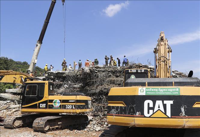 ທ່ານນາຍົກລັດຖະມົນຕີ ຫງວຽນຊວັນ​ຟຸກ ສົ່ງ​ໂທລະ​ເລກ​ແບ່​ງ​ເບົາ​ຄວາມ​ໂສກ​ສະຫຼົດ​ໃຈ​ເຖິງ​ນາຍົກລັດຖະມົນຕີ ກໍາປູ​ເຈຍ