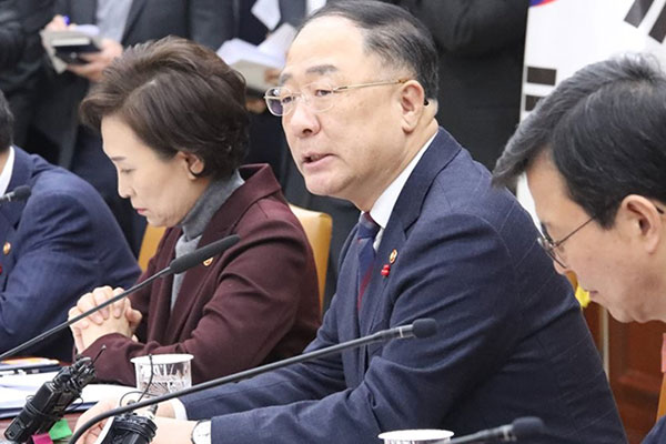 ຄວາມ​ເຄ​ັ່ງ​ຕຶງ ລະ​ຫວ່າງ ອາ​ເມ​ລິ​ກາ - ອີ​ຣານ: ສ.ເກົາຫຼີ​ ກຽມ​ພ້ອມ​ແຜນ​ນະ​ໂຍ​ບາຍ​ຮັບ​ມື​ເພື່ອ​ຮັບ​ປະ​ກັນ​ເສດ​ຖະ​ກິດ