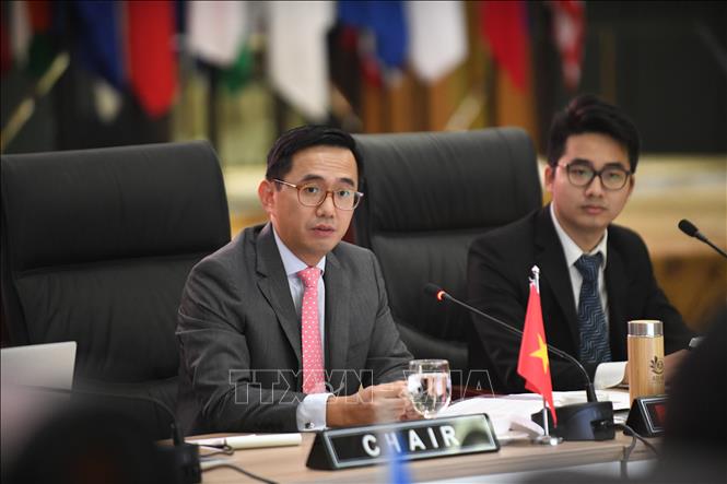 ປີ​ປະ​ທານ​ອາ​ຊຽນ 2020: ຫວຽດ​ນາມ​ເປັນ​ປະ​ທານກອງ​ປະ​ຊຸມ ເອກ​ອັກ​ຄະ​ລັດ​ຖະ​ທູດ ບັນ​ດາ​ປະ​ເທດ ສະ​ມາ​ຊິກ EAS