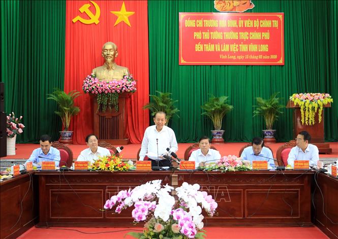 ຮອງ​ນາຍົກລັດຖະມົນຕີຜູ້​ປະຈໍາ​ການ​ລັດຖະບານ ​ເຈືອງ​ຮວ່າ​ບິ່ງ ລົງ​ຢ້ຽມຢາມ ​ແລະ​ ​ເຮັດ​ວຽກຢູ່​ແຂວງ ຫວິ​ງລອງ