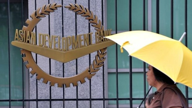 ADB: ການ​ລົງ​ທຶນໃຫ້​ແກ່​ການ​ປ່ຽ​ນ​ແປງ​ໃໝ່, ມີ​ຫົວ​ຄິດ​ປະ​ດິດ​ສ້າງ ຊ່ວຍ​ອາ​ຊີ-ປາ​ຊີ​ຟິກ ພັດ​ທະ​ນາ ແລະ ເຕີບ​ໂຕ​ໄວ​ກ່​ວາ