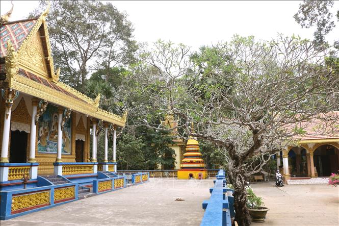 ພໍ່​ແມ່​ປະຊາຊົນ​ເຜົ່າ​ຂະ​ແມ ຕ້ອນຮັບ​ບຸນປີ​ໃໝ່ Chol Chnam Thmay ດ້ວຍ​ຄວາມ​​ເບີກບານ​ມ່ວນ​ຊື່ນ