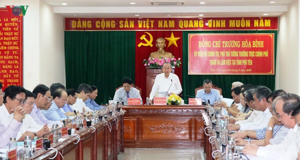 ຮອງ​ນາ​ຍົກ​ລັດ​ຖະ​ມົນ​ຕີ​ຜູ້​ປະ​ຈຳ​ການ​ລັດ​ຖະ​ບານ​ເຈືອງ​ຮ່​ວາ​ບິ່ນ ເຮັດ​ວຽກ​ຢູ່​ແຂວງ​ຟູ​ອຽນ