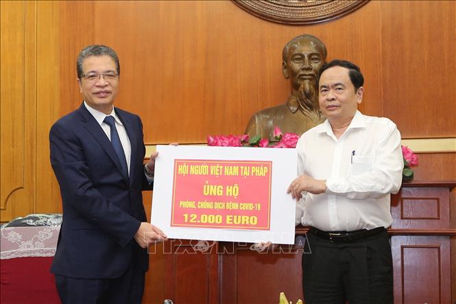 ປະ​ຊາ​ຄົມ​ຊາວ​ຫວຽດ​ນາມ ອາ​ໄສ​ຢູ່​ຕ່າງ​ປະ​ເທດ​ຕັ້ງ​ໜ້າ​ສະ​ໜັບ​ສະ​ໜູນ​ການ​ປ້ອງ​ກັນ ແລະ ຕ້ານໂລກ​ລະ​ບາດ Covid – 19 ພາຍ​ໃນ​ປະ​ເທດ