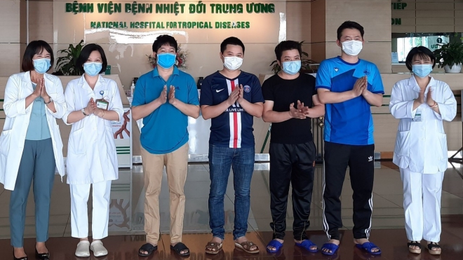 ໂລ​ກ​ລະ​ບາດ Covid – 19: ຫວຽດ​ນາມ​ບໍ່​ພົບ​ຜູ້​ຕິດ​ເຊື້​ອ​ໃໝ່​ຕື່ມ​ອີກ​ໃນ​ຊຸມ​ຊົນເປ​ັນ​ເວ​ລາ 49 ມື​ຕິດ​ຕໍ່​ກັນ, ມີ ກ່​ວາ 92 % ຈຳ​ນວນ​ຜູ້​ຕິດ​ເຊື້ອ​ໄດ້​ຮັບ​ການ​ປິ່ນ​ປົວ​ຫາຍ​ດີ​ເປັນ​ປົກ​ກະ​ຕິ