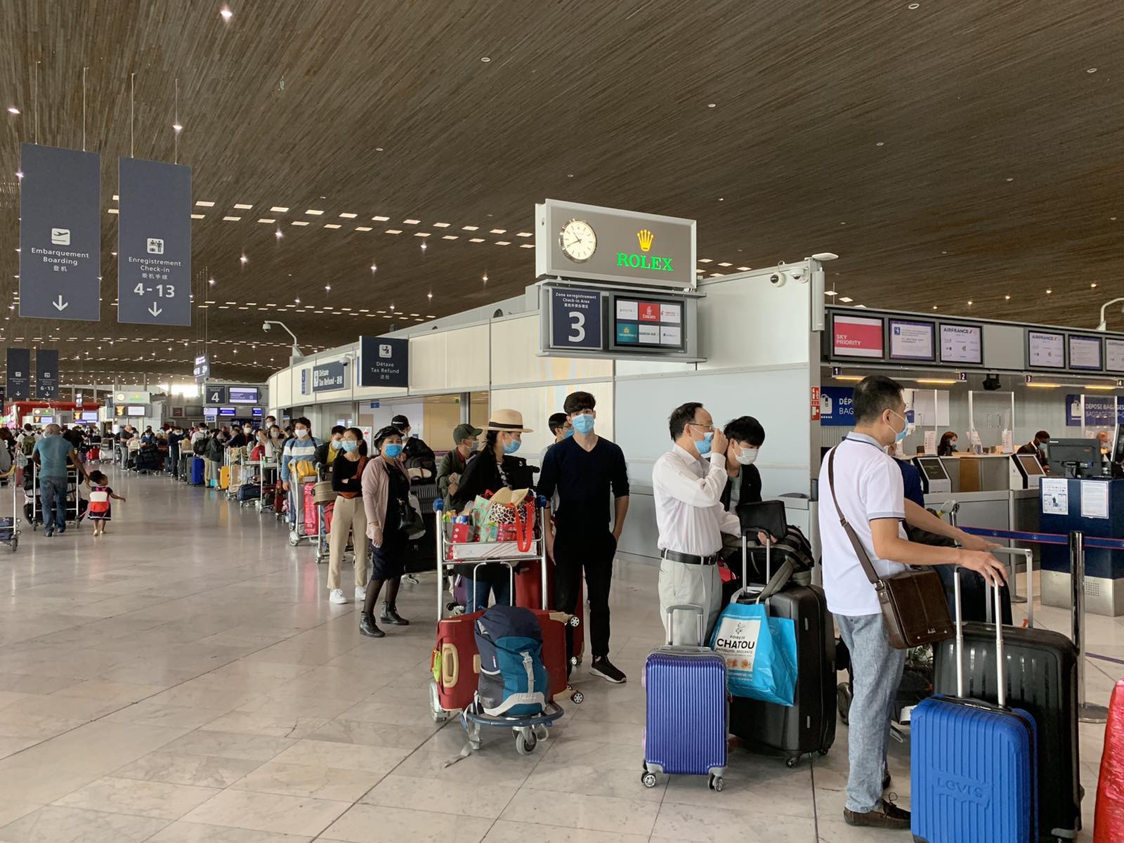 ຫວຽດ​ນາມ ຮັບ​ພົນ​ລະ​ເມືອງ ຫວຽດ​ນາມ ​ຢູ່​ ຝະ​ລັ່ງ ແລະ ບາງ​ປະ​ເທດໃກ້ຄຽງຢູ່ ເອີ​ລົບ ກັບ​ເມ​ືອປະ​ເທດ