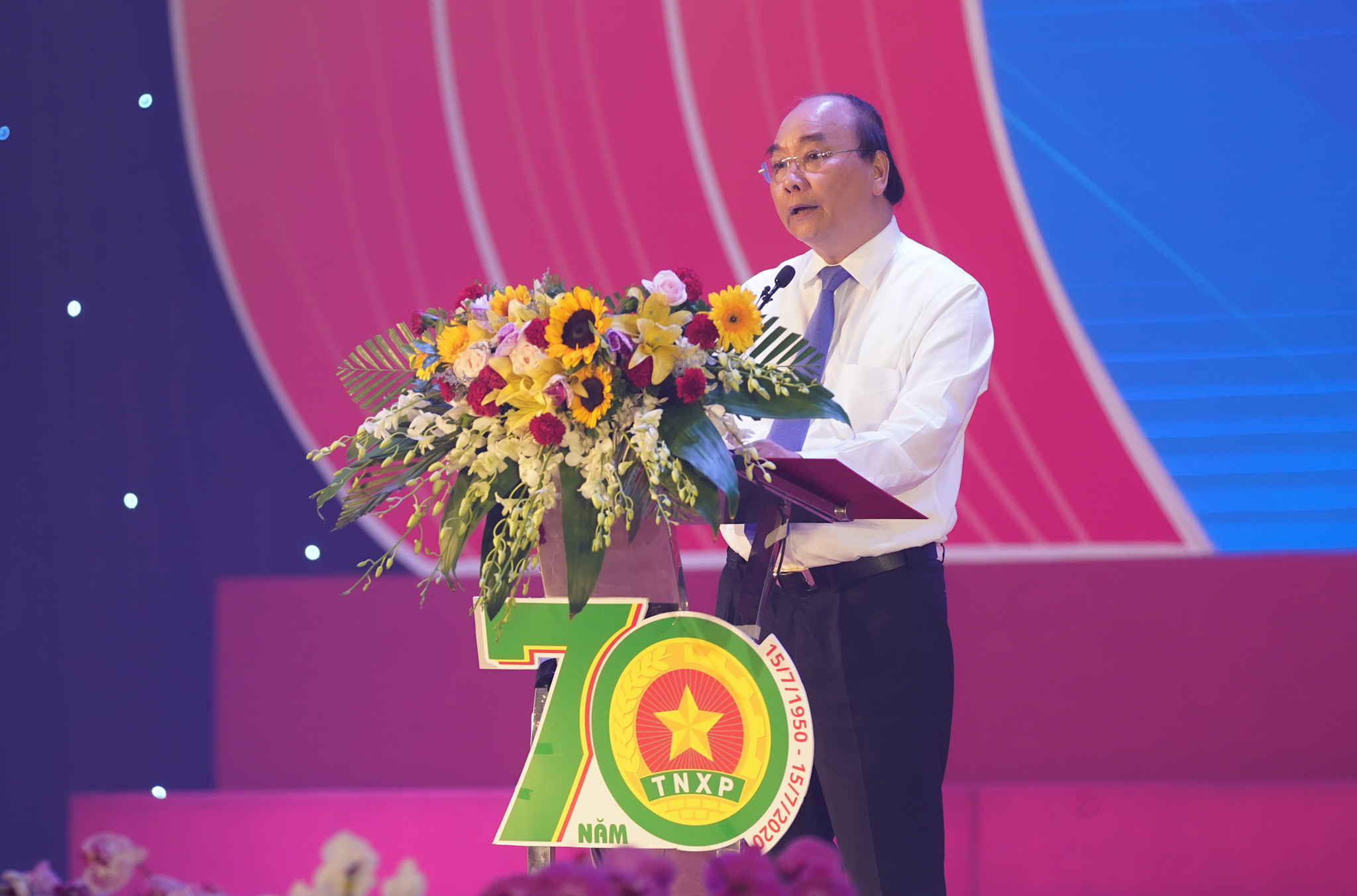 ພິທີສະເຫລີມສະຫລອງ 70 ປີແຫ່ງວັນສ້າງຕັ້ງກຳລັງຊາວຫນຸ່ມຕະລຸມບ່ອນ