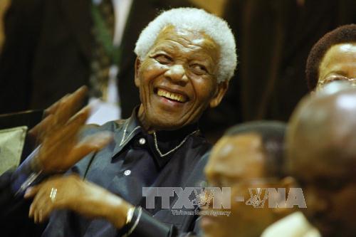 ວັນ​ Nelson Mandela ສາ​ກົນພິ​ເສດ​ຂອງ ອາ​ຟຼິກ​ກາ​ໃຕ້