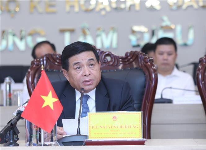 ມ​ຸ່ງ​ໄປ​ເຖິງ​ຜົນ​ສຳ​ເລັດ​ເມື່ອ​ລົງ​ທຶນ ແລະ ດຳ​ເນີນ​ທຸ​ລະ​ກິດ​ຢູ່​ຫວຽດ​ນາມ