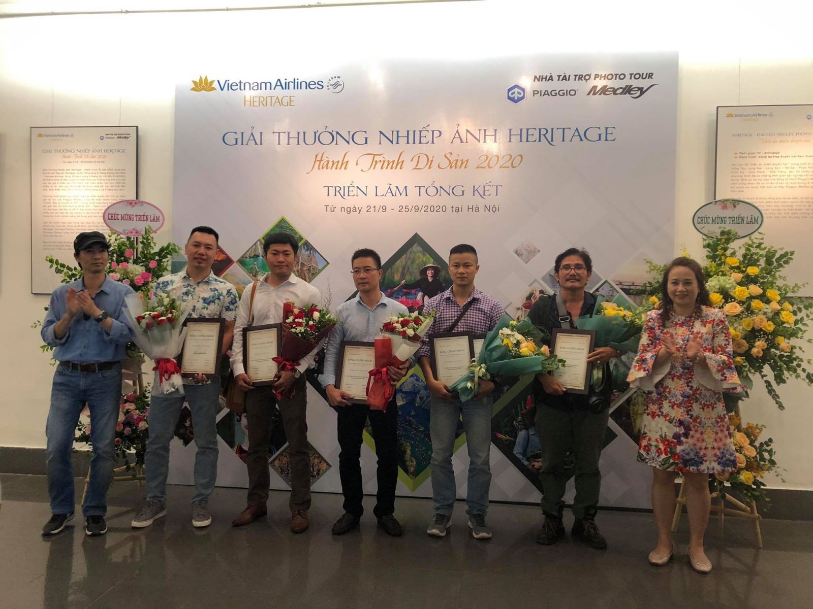 ມອບ​ລາງວັນ ​ແລະ ​ໄຂ​ງານ​ວາງສະ​ແດງພາບ​ຖ່າຍ “ວິວັດ​ການ​ມໍລະດົກ 2020”
