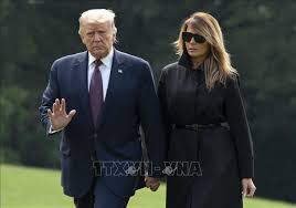 ທ່ານປະທານາທິບໍດີອາເມລິກາ D. Trump ແລະ ພັນລະຍາ ກັກຕົວເອງຢູ່ທຳນຽບຂາວພາຍຫລັງມີຜົນບວກກັບເຊື້ອໄວຣັດ SARS-CoV-2