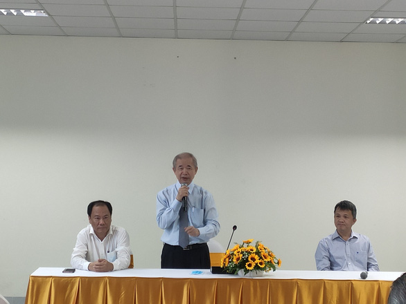 ຈະ​​ຖອດ​ລະ​ຫັດ​ໂຄງ​ສ້າງ​ ແຢນ ຂອງ ຜູ້​ຕິດ​ເຊື້ອ​ໂຄວິດ​ - 19 ​ຈຳ​ນວນ 20 ຄົນ