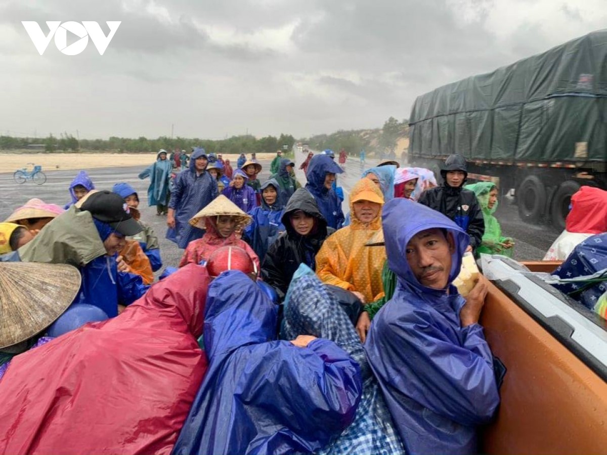 ສະ​ຫະ​ພາບ​ເອີ​ຣົບ ໜູນ​ຊ່ວຍ ຫວຽດ​ນາມ ​ເປັນເງິນຈຳ​ນວນ 1,3 ລ້ານ​ເອີໂຣ ເພື່ອ​ແກ້​ໄຂ​ຜົນ​ຮ້າຍ​ຢ້ອນຫຼັງ​ຈາກ​ໄພ​ນ້ຳ​ຖ້ວມ