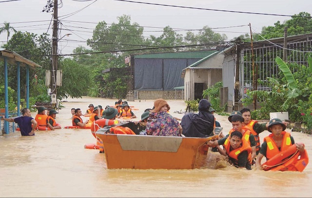 ຍົກ​ຍ້າຍ​ປະ​ຊາ​ຊົນ​ໄປ​ຍັງ​ເຂດ​ປອດ​ໄພ, ຫຼຸດ​ຜ່ອນ​ຄວາມ​ເສຍ​ຫາຍ​ໂດຍ​ໄພ​ທຳ​ມະ​ຊາດ​ກໍ່​ຂຶ້ນ