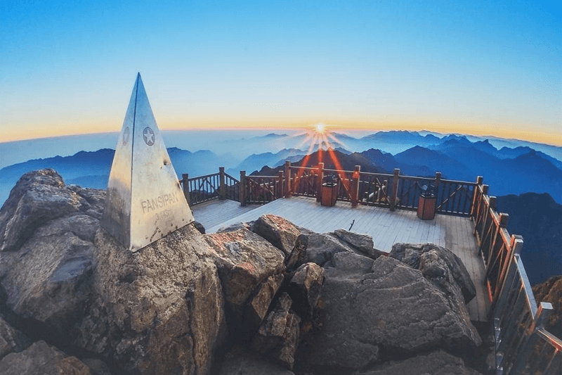 ບັນດາບົດເສັງທີ່ມີຄຳຕອບທີ່ສ້າງຄວາມປະທັບໃຈຕໍ່ຄະນະກຳມະການ ໃນການເສັງ ເພື່ອນຮູ້ຫຍັງແດ່ກ່ຽວກັບ ຫວຽດນາມ ປີ 2020