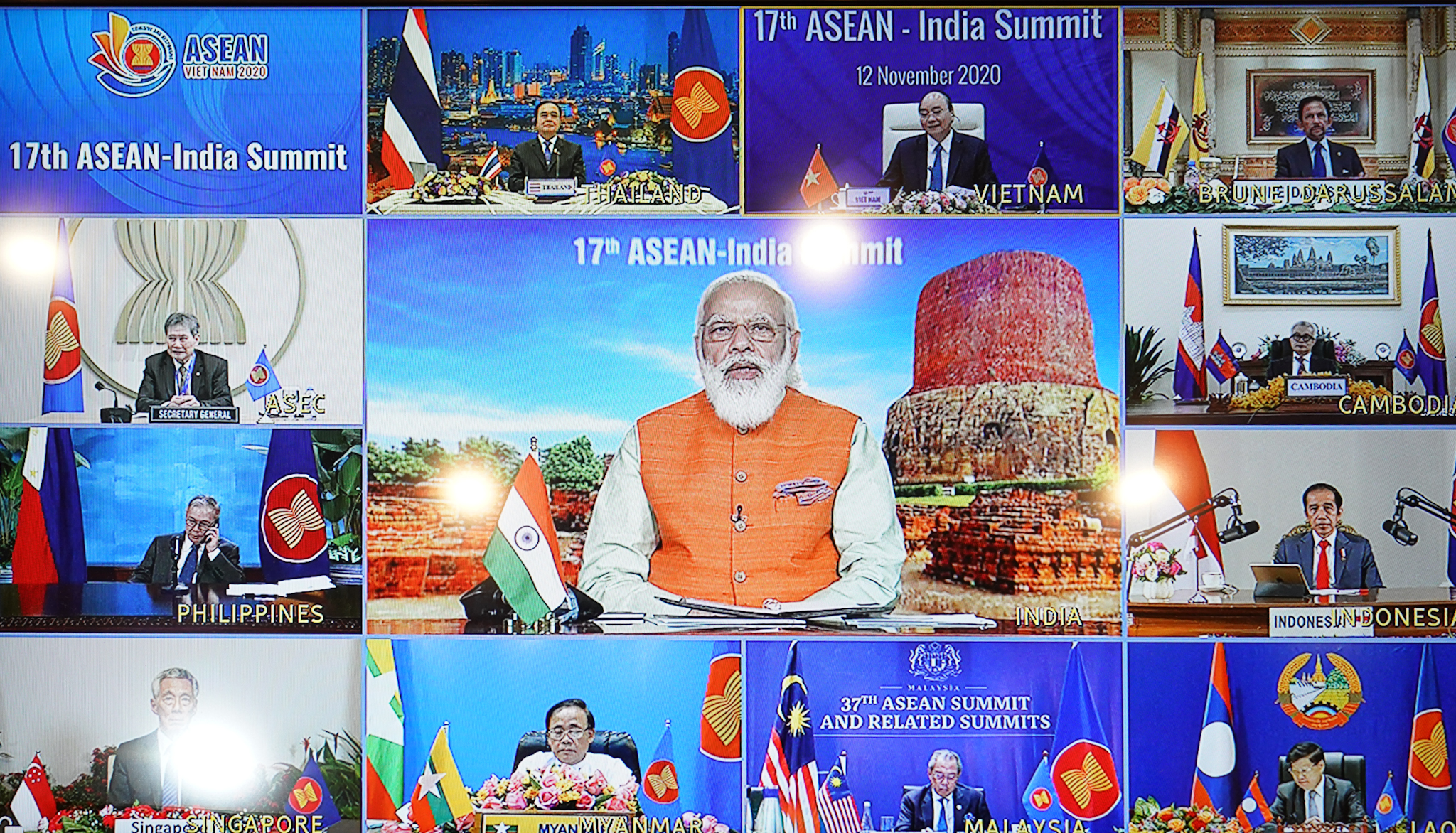ອາ​ຊຽນ 2020: ອາ​ຊຽນ - ອິນ​ເດຍ​ໃຫ້​ຄຳ​ໝັ້ນ​ສັນ​ຍາ​ກຳ​ນົດ​ທິດ​ການ​ພົວ​ພັນ​ໃນ​ສະ​ຕະ​ວັດ ທີ XXI