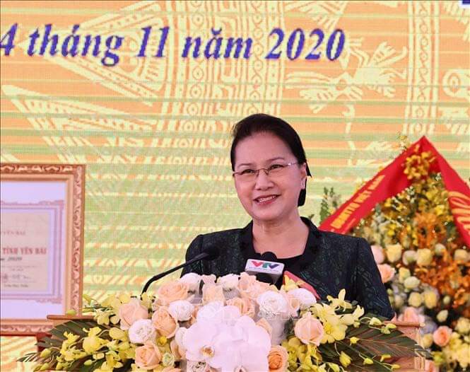 ປະ​ທານ​ສະ​ພາ​ແຫ່ງ​ຊາດຫວຽດ​ນາມ ເຂົ້າ​ຮ່ວມ​ວັນ​ບຸນ​ມະ​ຫາ​ສາ​ມັກ​ຄີ​ທົ່ວ​ປວ​ງ​ຊົນ​ທັງ​ຊາດ ຢູ່​ແຂວງ ອຽນ​ບ໋າຍ
